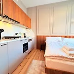 Amaroo - Boarding & Serviced 