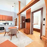 Amaroo - Boarding & Serviced 