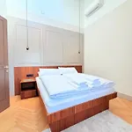 Amaroo - Boarding & Serviced 