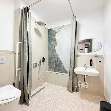 Aparthotel Amaroo - Boarding & Serviced 
