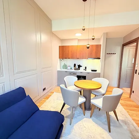 شقة فندقية Amaroo - Boarding & Serviced 