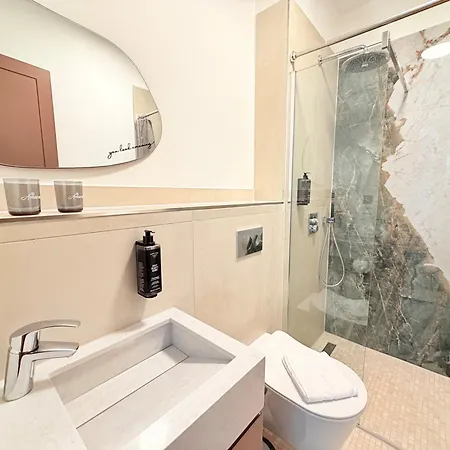 Aparthotel Amaroo - Boarding & Serviced 