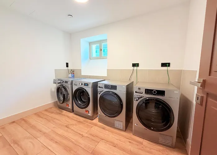 Hotel apartamentowy Amaroo - 