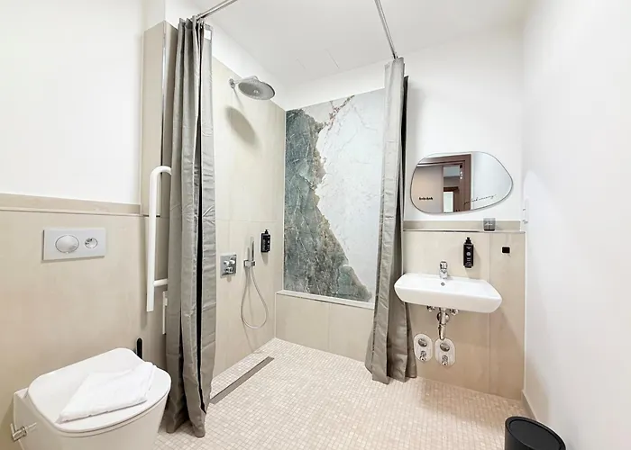 Hotel apartamentowy Amaroo - 