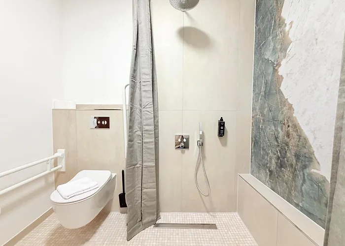 Hotel apartamentowy Amaroo - 