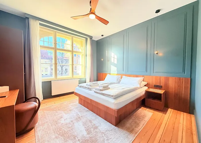 Amaroo - Boarding & Serviced 